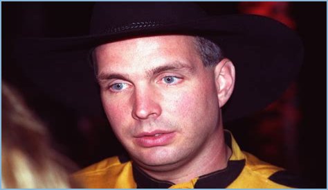Garth Brooks faces widespread boycott of his bar and music after making controversial statement