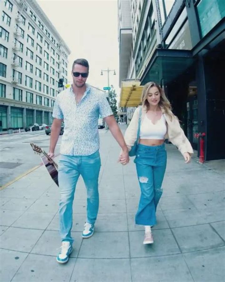 Blake Blossom Bio, Age, Biography, Wiki, Bio, Husband, Boyfriend, Married? Net Worth, Wikipedia