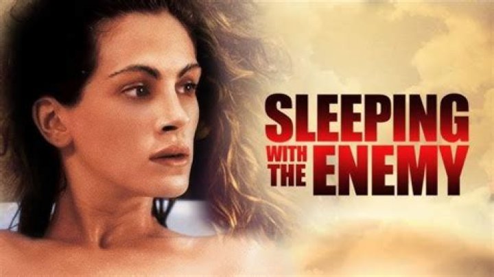 Sleeping with the Enemy (Movie) Cast